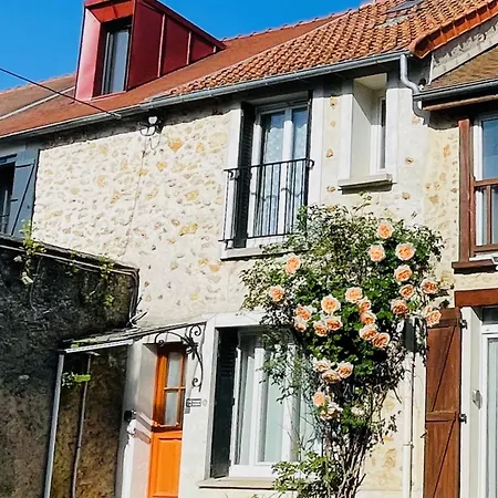 La Maison De Sophie, A *